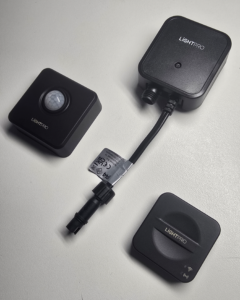 Die smarte WiFi-Produktfamilie von Lightpro mit Bewegungsmelder, Switch Smart und Gateway.